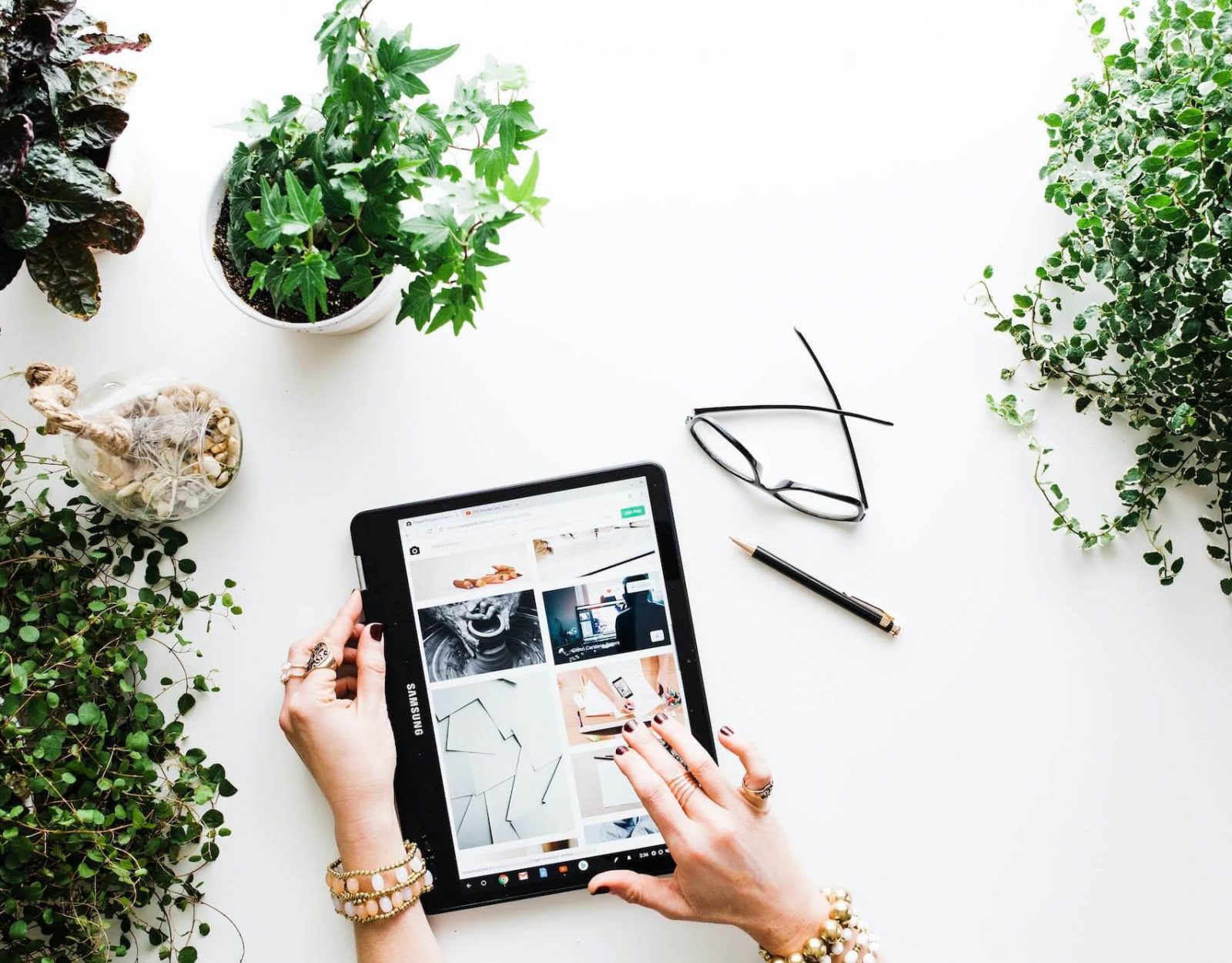 How To Convert Website Visitors Into Paying Customers